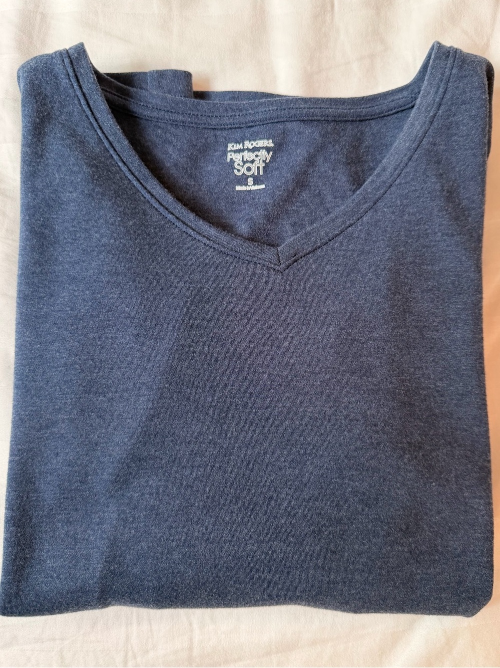 3/4 sleeve V in charcoal blue